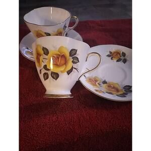 2 Royal Windsor Vintage Tea Cups And Saucers Yellow Rose